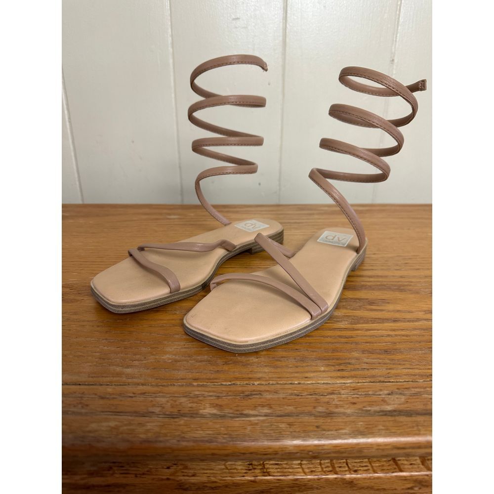 Dolce Vita Sandals Women's 6‎ Unique Straps